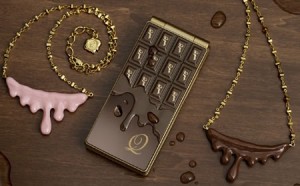 Docomo-STYLE-chocolate-phone3