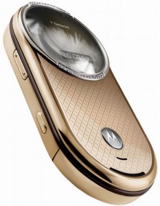 Motorola-Aura-Diamond-Edition-1