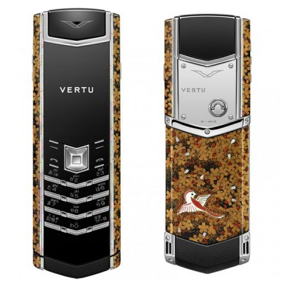 vertu-golden-cellphone-1