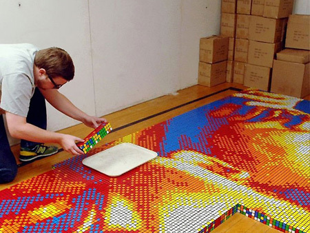 портрет из кубиков Рубика