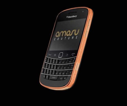 BlackBerry Bold 9900 розовое золото