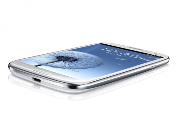 телефон Samsung Galaxy S3 