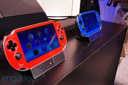 красная и синяя Sony PlayStation Vita 