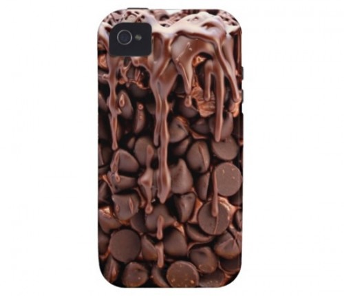 шоколадный чехол на iPhone 5