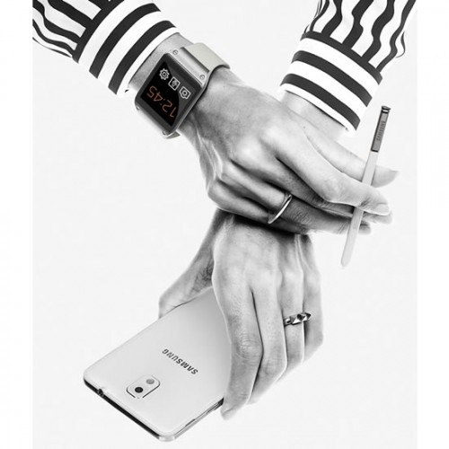 смартфон Galaxy Note 3 с часами Galaxy Gear